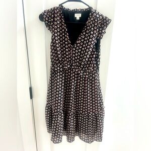 Jcrew Size 4 V Neck Ruffle floral dress . Worn once